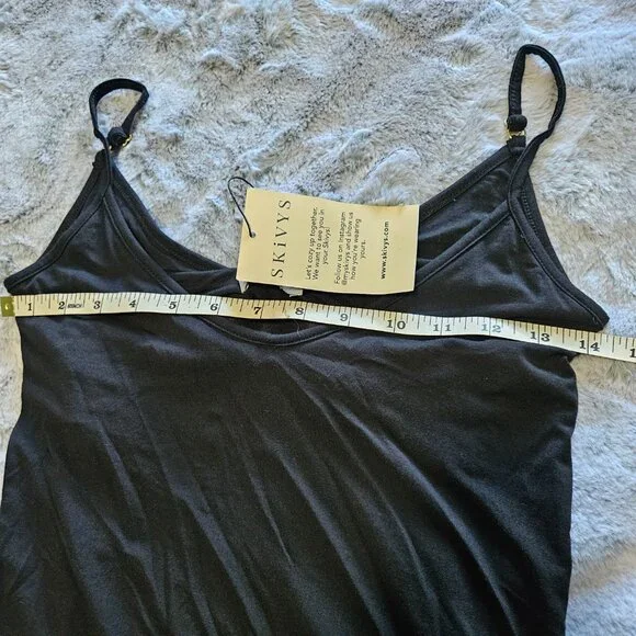 Chic Black Midi Dress - Picture 5 of 6